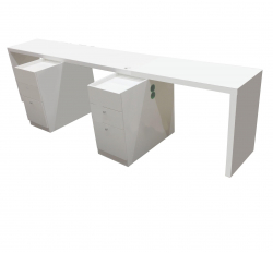 Маникюрный стол Triple